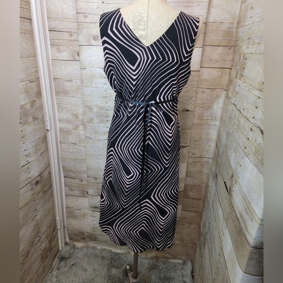 Fashion art dress - Picture 3 of 5